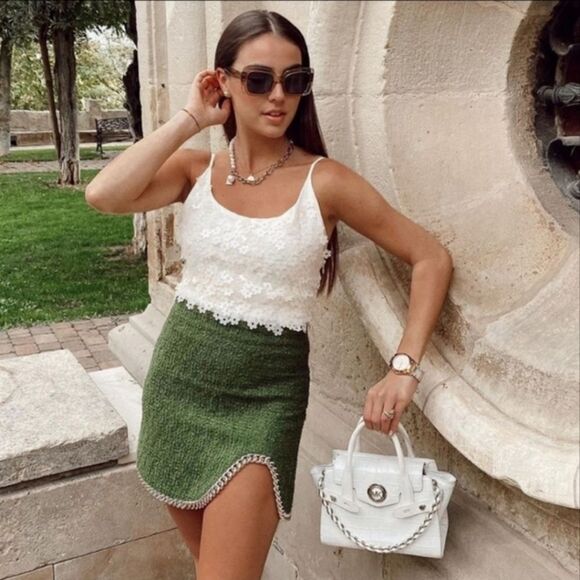 NWT ZARA BENLAβGreen Moss Skirt With Chain - Picture 7 of 15